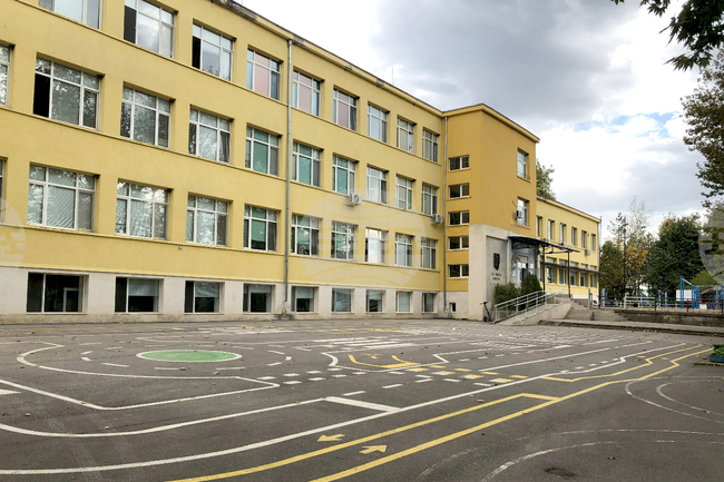 Общинските съветници в Роман ще разгледат съществуването на маломерни паралелки в единственото средно училище в общината „Васил Левски“