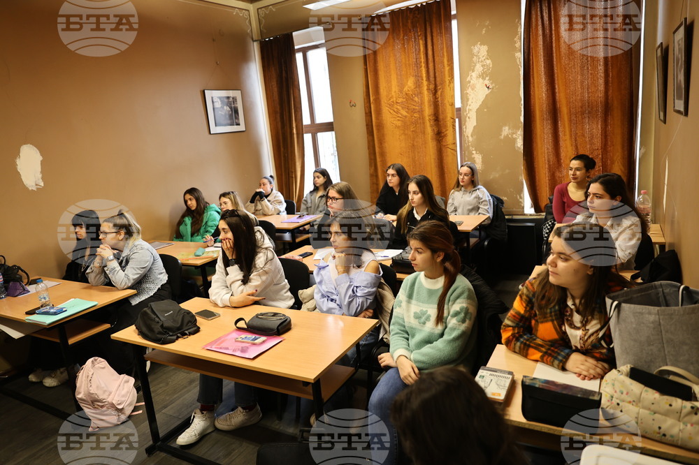 Пловдив - Академия за музикално, танцово и изобразително изкуство - ден на отворените врати