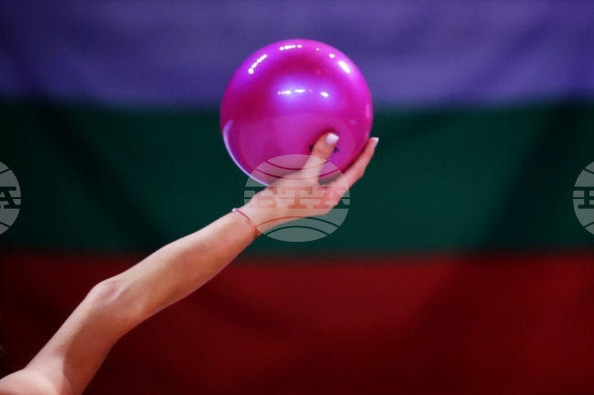 БФХГ обяви преминалите гимнастички през първия етап на селекцията за национален отбор ансамбъл за девойки