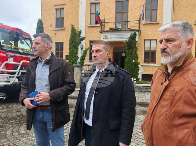 Министерство на културата ще инспектира ситуацията след пожара в Националната гимназия по приложни изкуства „Тревненска школа“