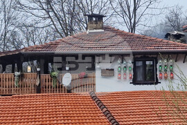 Село Скандалото - тъкани икони