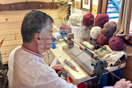 Село Скандалото - тъкани икони