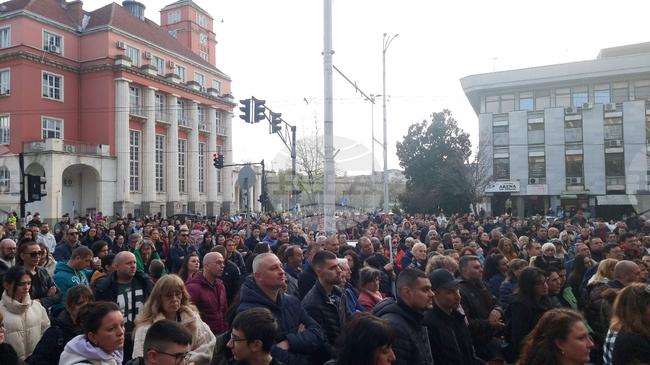 Pleven Residents Stage Protest over Road Safety Issues