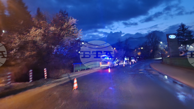 Две жени са пострадали при катастрофа край маданското село Средногорци