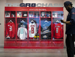 Blackhawks Capitals Hockey