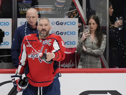 Blackhawks Capitals Hockey