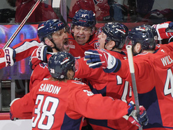 Blackhawks Captials Hockey