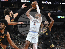 Cavaliers Spurs Basketball