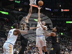 Cavaliers Spurs Basketball