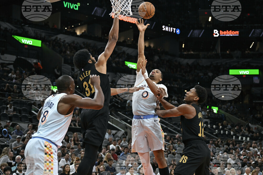 Cavaliers Spurs Basketball