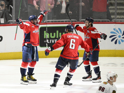 Blackhawks Capitals Hockey