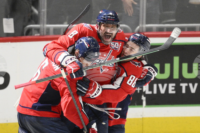 Александър Овечкин изравни легендата Уейн Грецки и вече има 894 гола в НХЛ