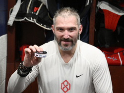 APTOPIX Blackhawks Capitals Hockey
