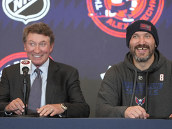 Blackhawks Captials Hockey