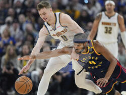 Nuggets Warriors Basketball