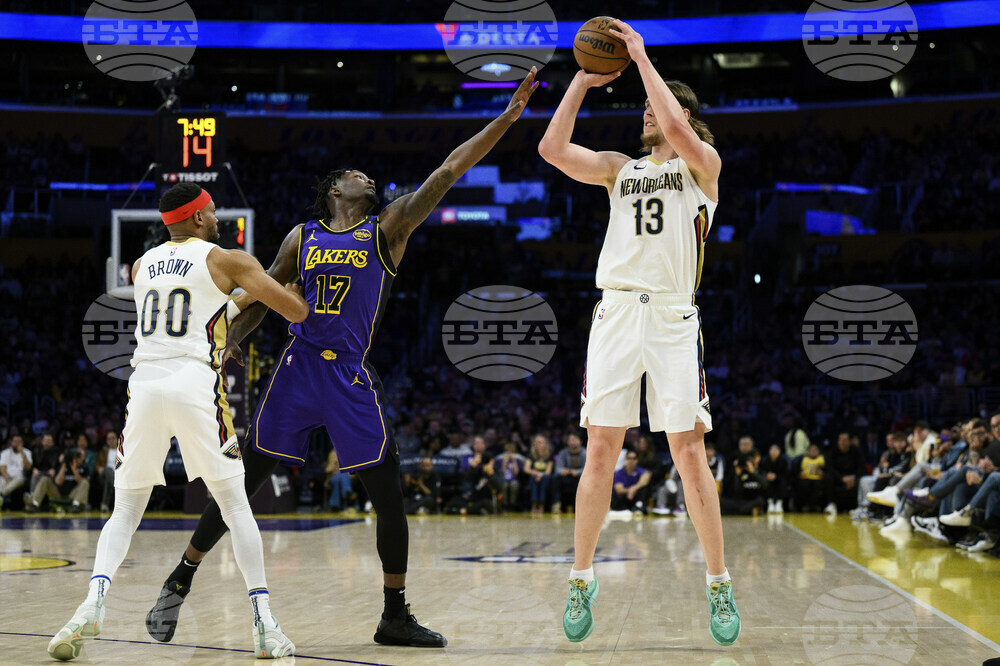 Pelicans Lakers Basketball