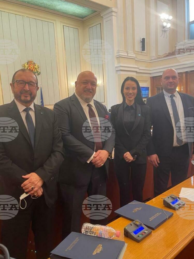 Народните представители от ГЕРБ/СДС от Варна организират изложба на Варненското златно съкровище в парламента