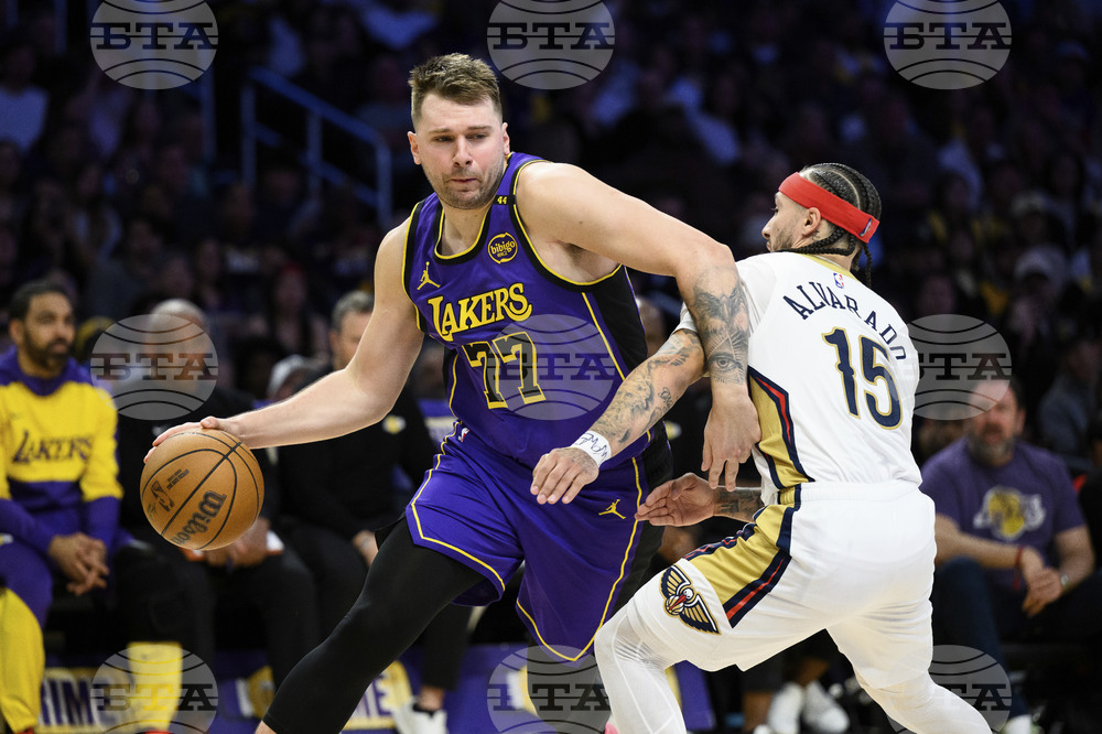 Pelicans Lakers Basketball