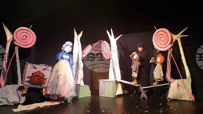 Плевен - куклен театър - премиера 