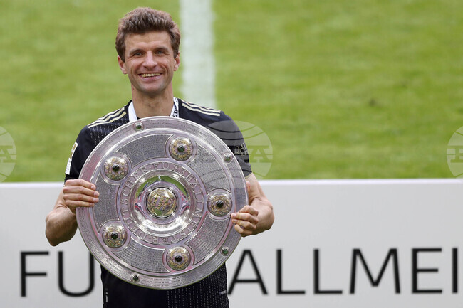 Томас Мюлер се е споразумял за договор с Вакувър Уайткапс, но канадците ще трябва да преговарят с още един клуб за трансфера