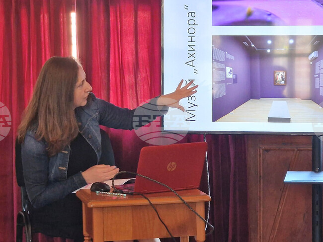 С биографичен спомен за художника Иван Милев в Хасково отбелязаха 105 години от дебюта му в града