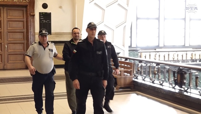 Софийският окръжен съд остави в ареста 45-годишния Петър Дачев, хванат с 30 кг кокаин за над 5 милиона лева