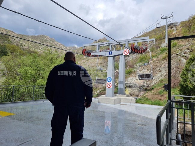 Продължава техническата проверка на лифта над Сливен след инцидента на 5 април