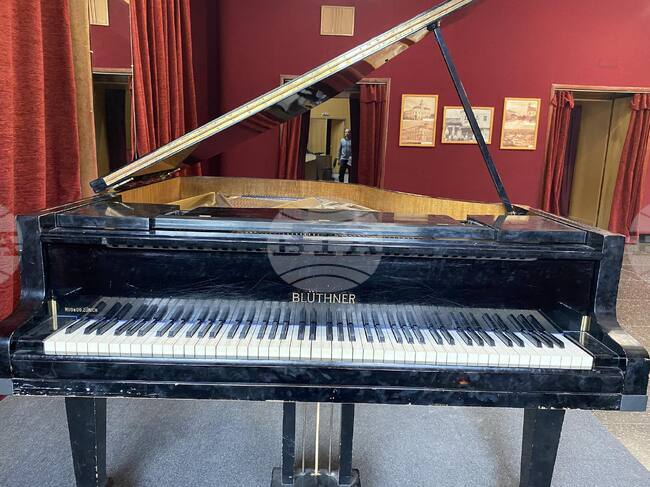 Плевенското читалище "Съгласие 1869" закупи роял, част от средствата са от благотворителен концерт