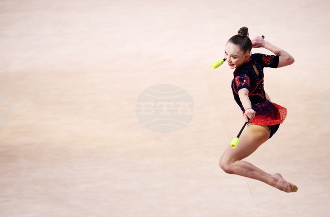 Силно представяне на Стилияна Николова във втория ден на Световното първенство по художествена гимнастика в Рио де Жанейро