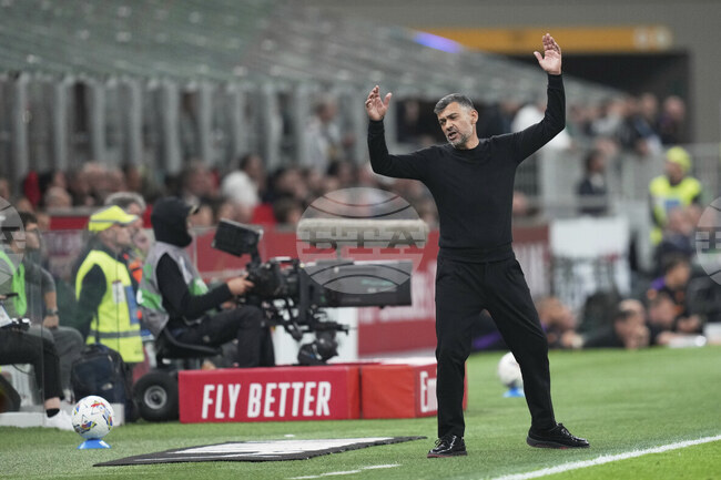 В Италия: Сержио Консейсао напуска Милан