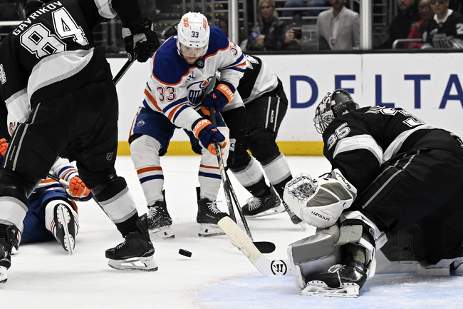 Сейнт Луис Блус с 12-а поредна победа в първенството на НХЛ, Александър Георгиев сменен на вратата на Сан Хосе в средата на втората третина