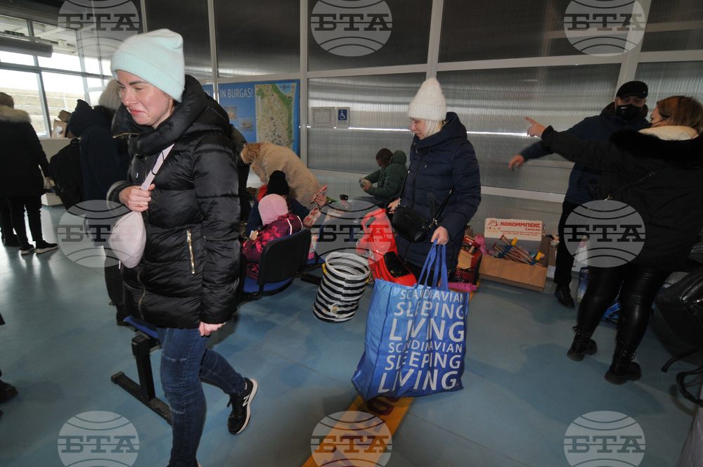 Единният кризисен център в Бургас в помощ на бежанците отвори врати