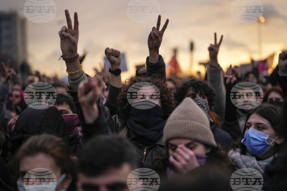 До три години затвор грозят участници в протестите в Истанбул