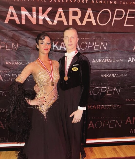 Българска танцова двойка зае четвърто място на турнир в Анкара
