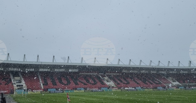 Локомотив София достигна до драматична победа срещу Славия