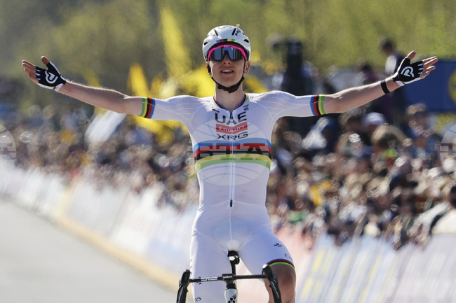 Погачар спечели колоездачното състезание Флеш Валон в Белгия