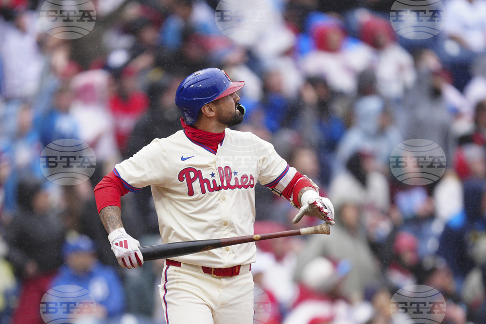 Dodgers Phillies Baseball