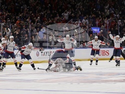 APTOPIX Capitals Islanders Hockey