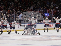 APTOPIX Capitals Islanders Hockey