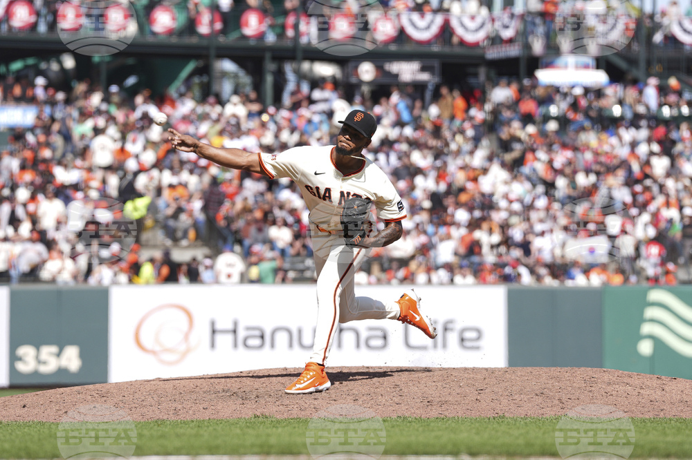 Mariners Giants Baseball