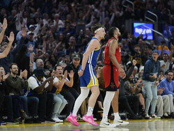 Rockets Warriors Basketball