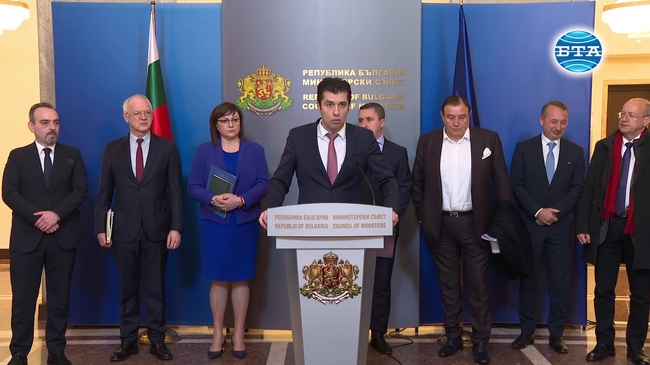 Бизнесът ще бъде подкрепен и през април, съобщи премиерът Петков