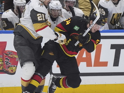 Golden Knights Canucks