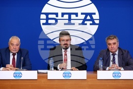 Национален пресклуб на БТА София - УНСС - споразумение - подписване