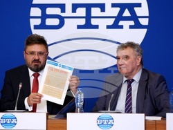 Национален пресклуб на БТА София - УНСС - споразумение - подписване