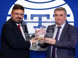 Национален пресклуб на БТА София - УНСС - споразумение - подписване