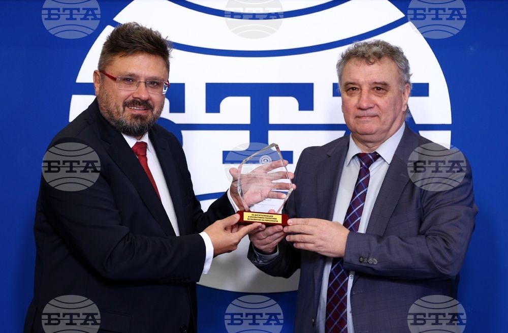 Национален пресклуб на БТА София - УНСС - споразумение - подписване