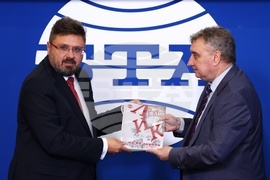 Национален пресклуб на БТА София - УНСС - споразумение - подписване