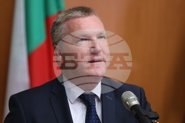 Майкъл Макграт - Георги Георгиев - брифинг