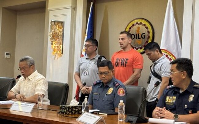 ФНА: Руски влогър, арестуван за обида към филипинци, ще бъде съден във Филипините